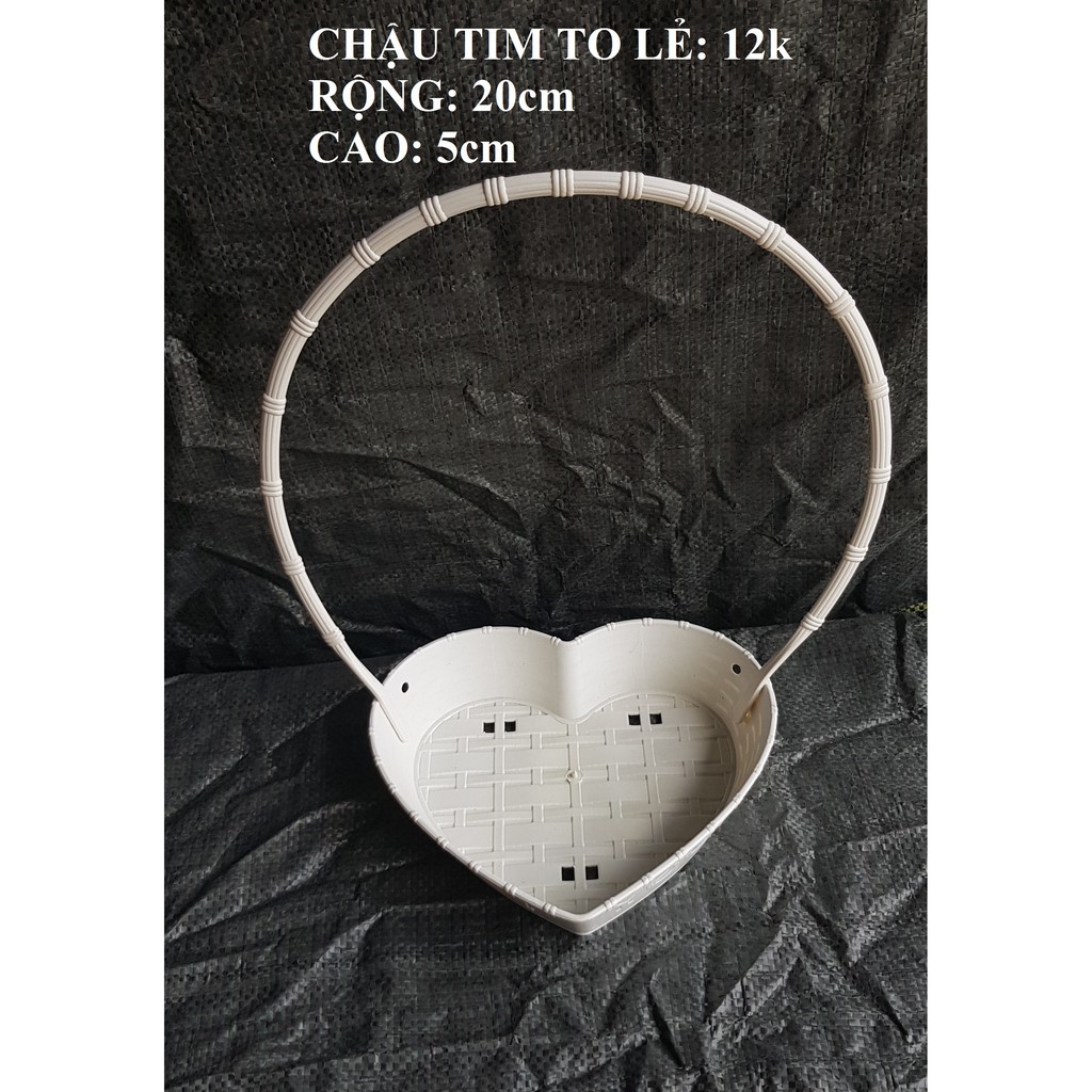 giỏ nhựa trái tim to