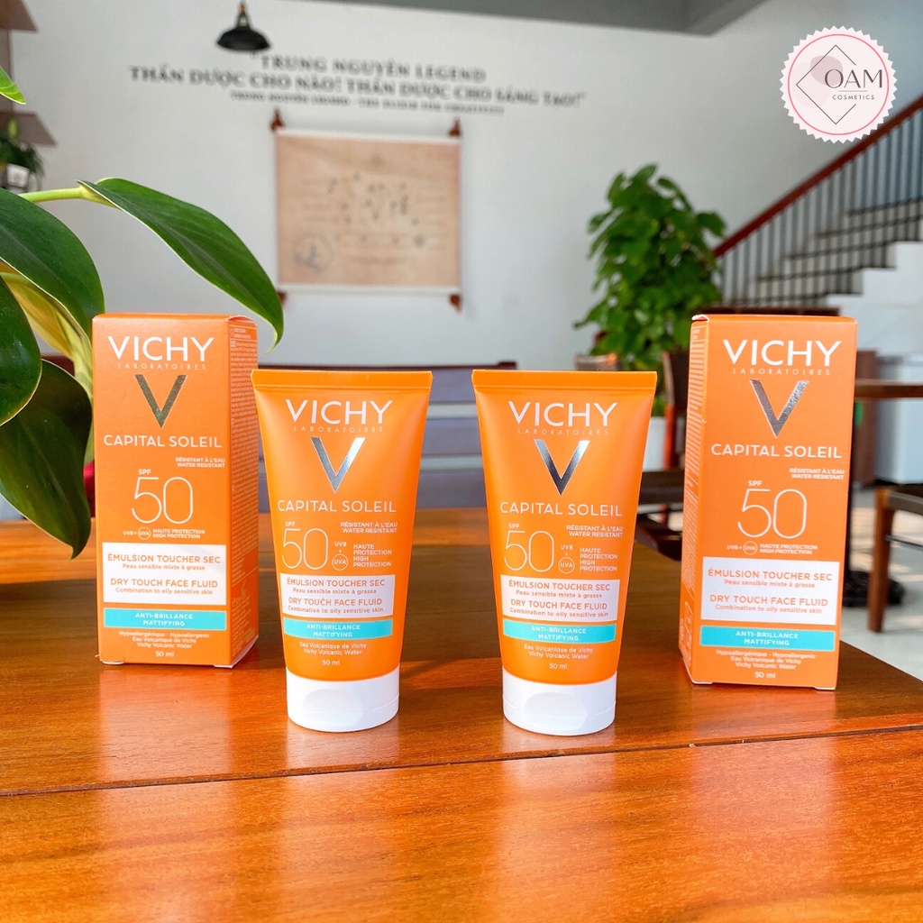 Kem chống nắng Vichy Ideal Soleil Mattifying Dry Touch Face Fluid SPF 50