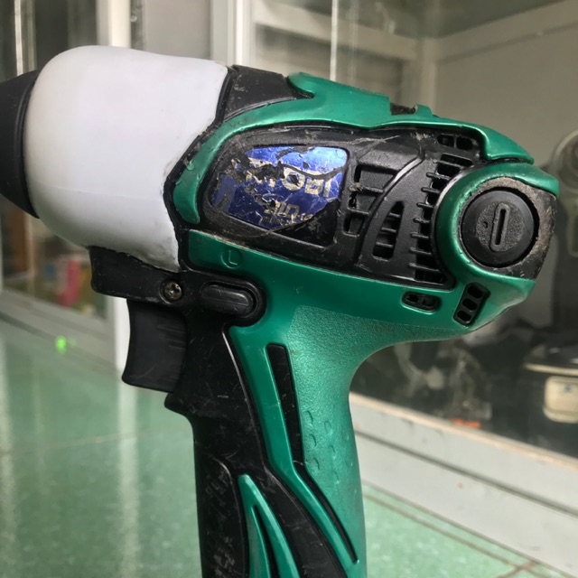 Bắn vít Ryobi 14.4v