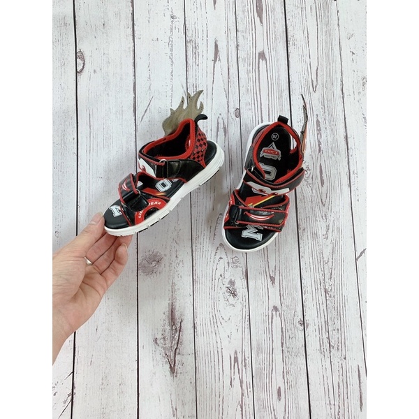 Sandal Bé trai XE HƠI MC QUEEN hàng xuất xịn size 26-30
