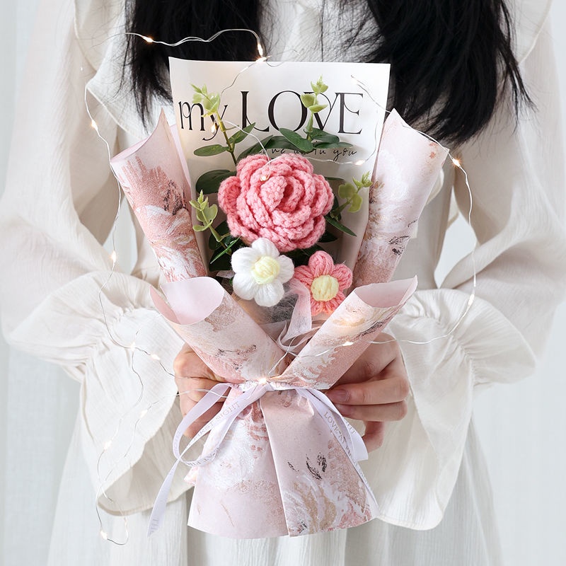 Sản Phẩm Hoàn Thiện Bó Hoa Cẩm Chướng Bằng Len Thủ Công Sáng Tạo Làm Quà Tặng Sinh Nhật Bạn Gái / Mẹ Cho Bạn Gái