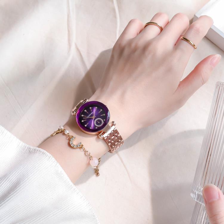 Đồng Hồ quartz Nữ Mặt Trái Tim Đính Hột Xoàn Sang Trọng