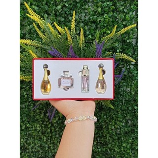 SET NƯỚC HOA MINI DIOR HỘP QUÀ TẶNG