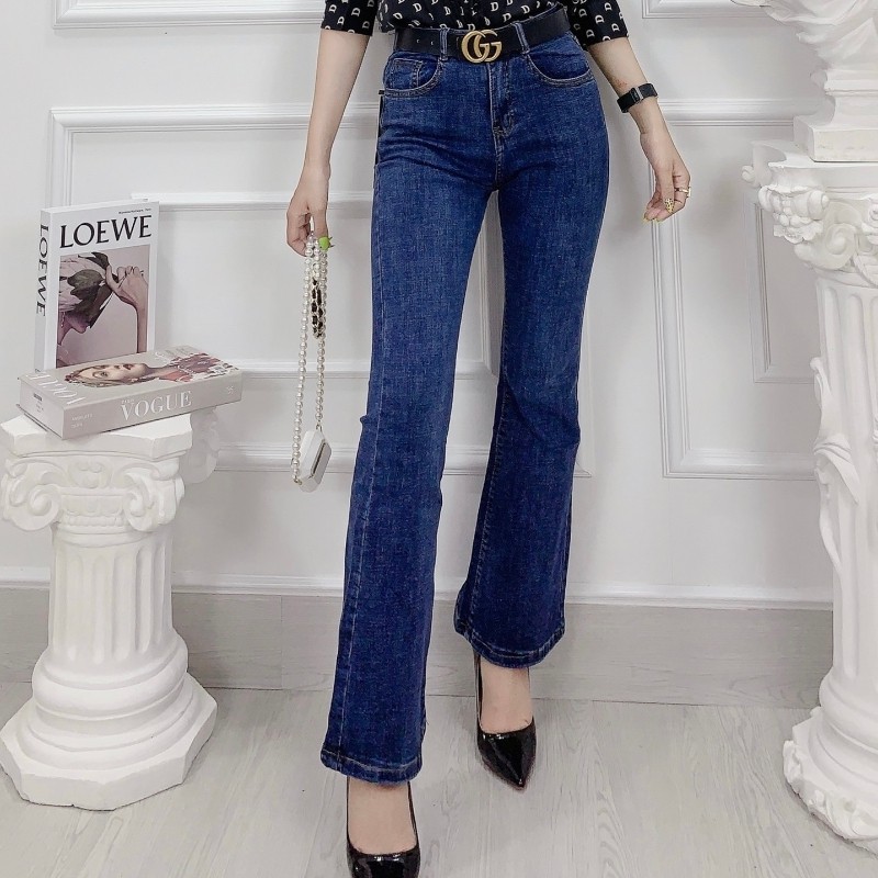 Quần jean nữ ống loe 9 tấc lưng siêu cao 1 cúc màu xanh da trời đậm 6205