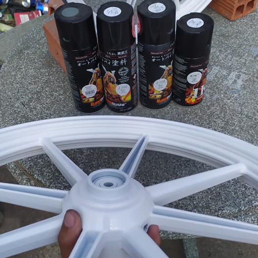 Sơn Samurai màu trắng 2/102  chính hãng, sơn xịt dàn áo xe máy chống nứt nẻ, kháng xăng
