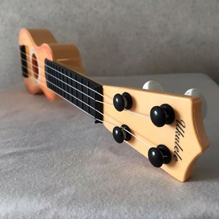Ukulele siêu dễ thương cho bé tập chơi