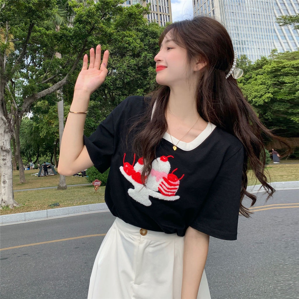 Áo Thun Tay Ngắn Cổ Thêu Mới Cho Nữ