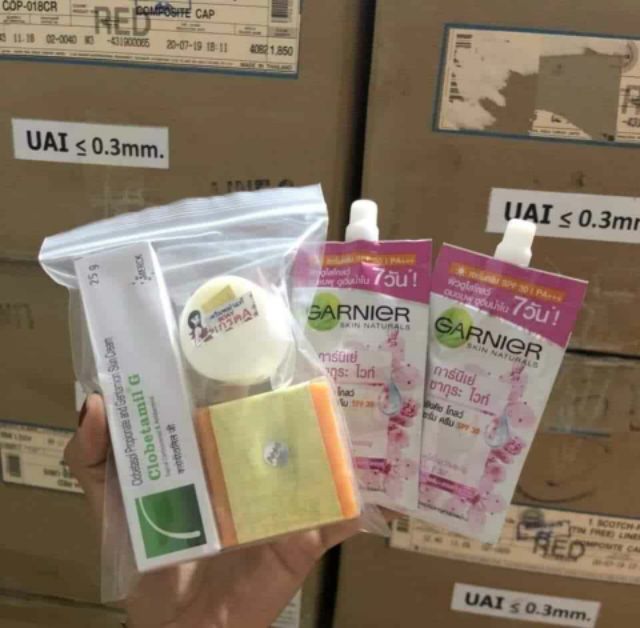 FREESHIP 99K Set kem nam GARNIER cao cấp chống lão hoá | BigBuy360 - bigbuy360.vn