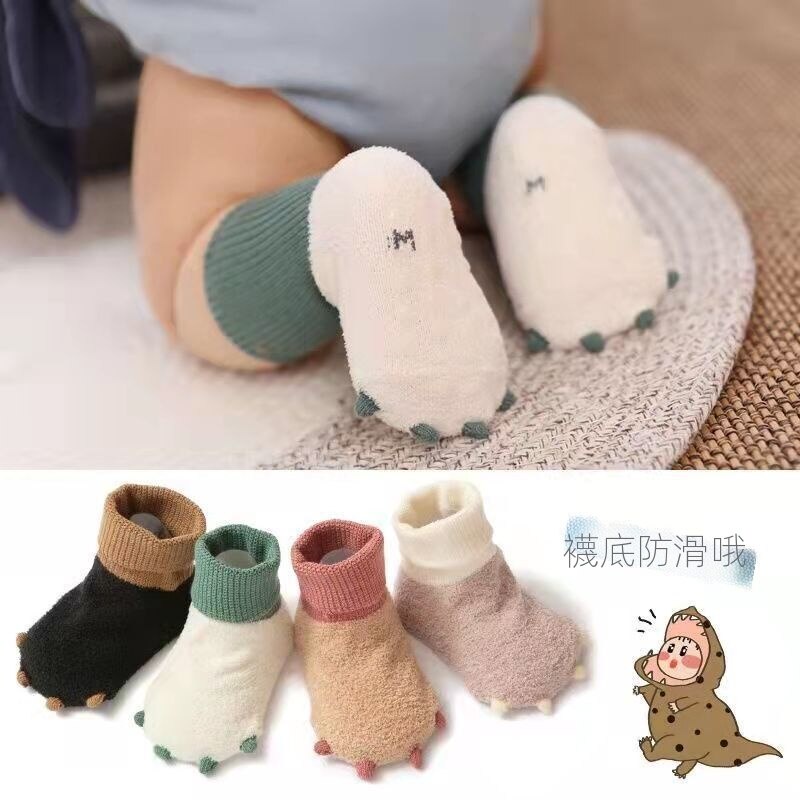 Hàng Tồn Kho Tất Giày Trẻ Em Tất Trẻ Em Tất Trẻ Em Mùa Xuân Và Mùa Thu Tất Sàn Chống Trượt Móng Vuốt Nhỏ Ống Giữa Phân Tâm Cao Su Dày