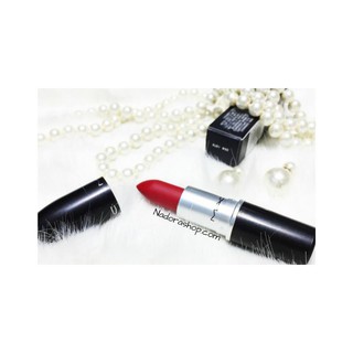 Son MAC Ruby Woo Đỏ Cổ Điển - dòng Retro Matte