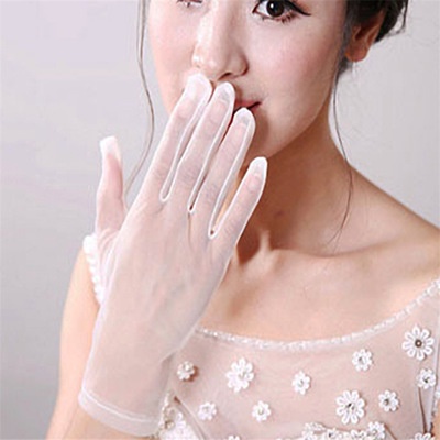 Găng tay cô dâu von trắng - 30k