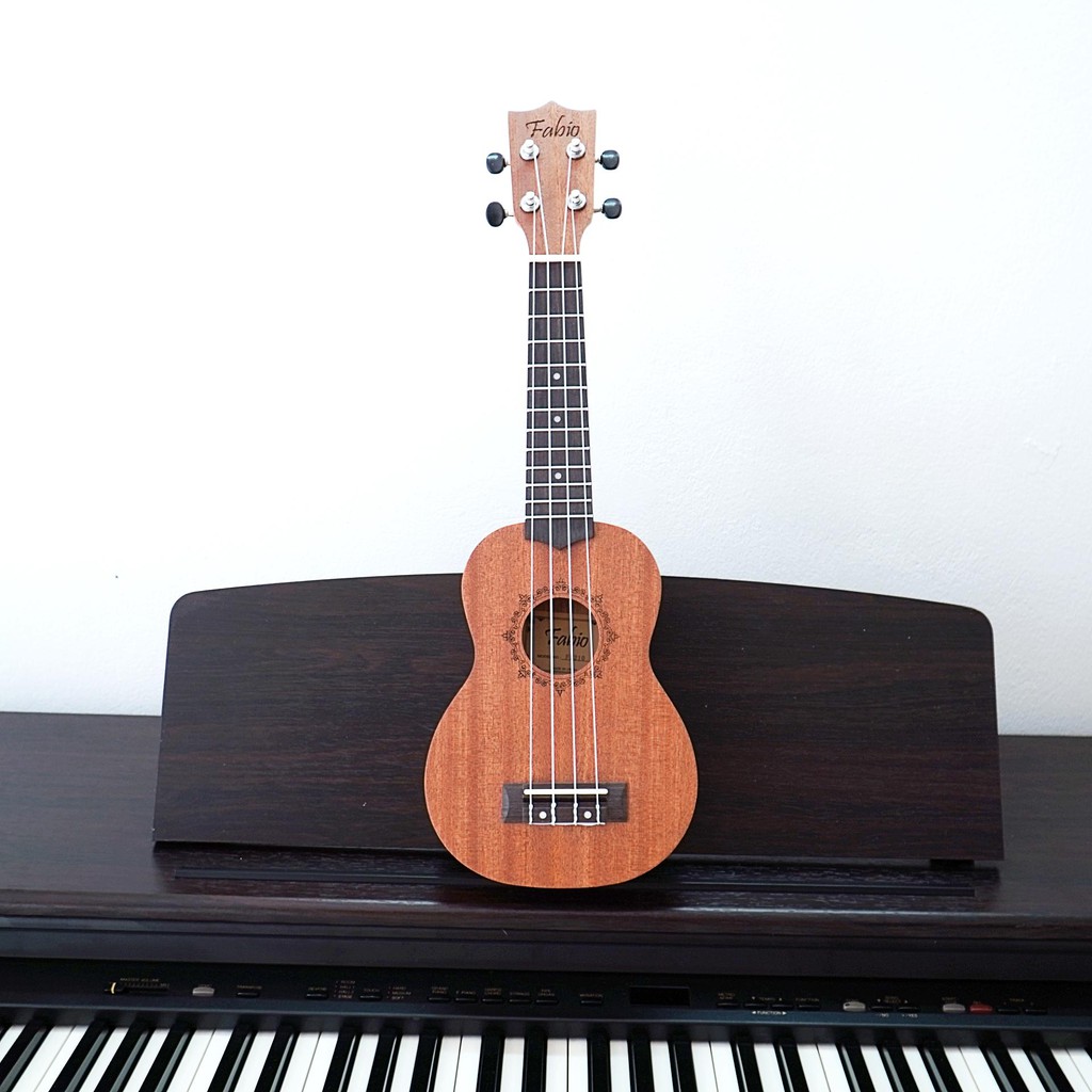 Đàn ukulele soprano gỗ mộc size 21 inch giá rẻ Tặng Giáo Trình phụ kiện Enzi