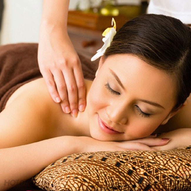 HCM  - Liệu trình Massage thư giãn lưu thông cổ vai gáy + Xông mũi tại Paradise spa