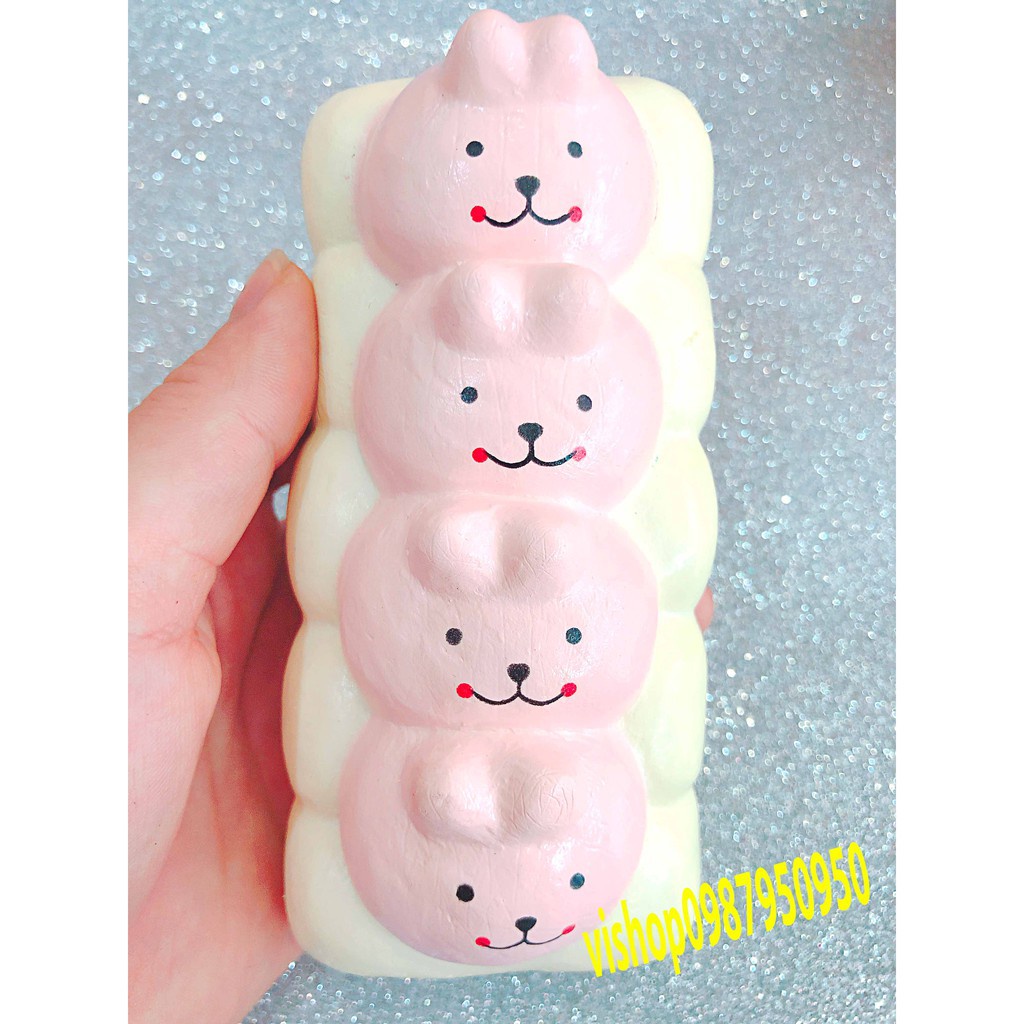 SQUISHY BÁNH THỎ HỒNG 4 TẦNG