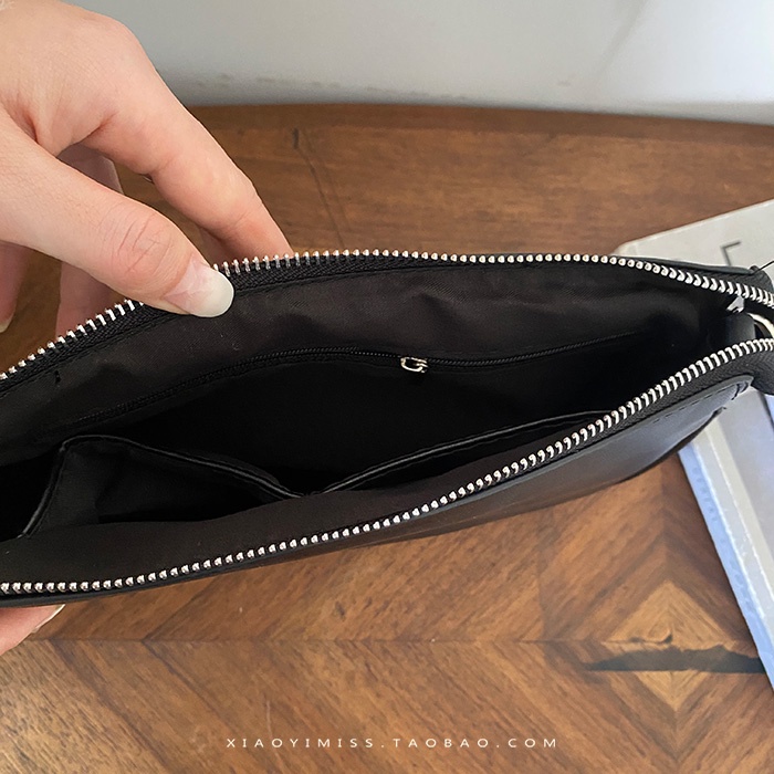 Túi Đeo Chéo Dây Xích Thời Trang Hàn Quốc 19C39