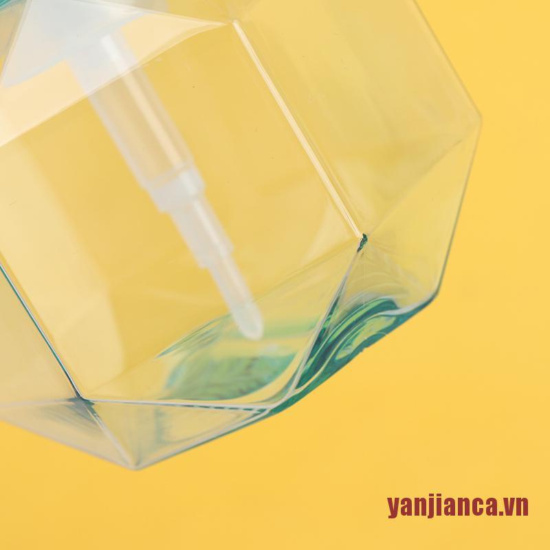 Bình Đựng Xà Phòng Rửa Tay Tạo Bọt Hình Bông Hoa