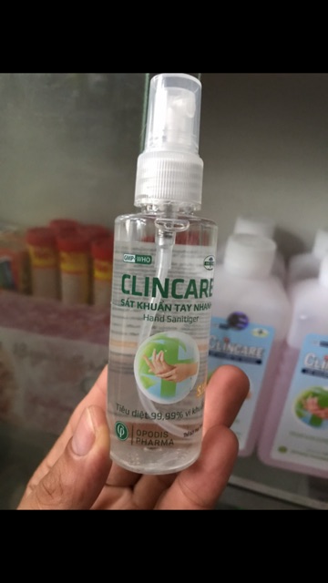 Dung dịch sát khuẩn bàn tay nhanh Clincare SH chai 70ml (dạng xịt phun sương hương thơm dịu)