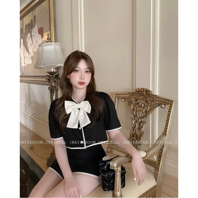 SET ÁO CỔ TIM PHỐI NƠ BẢN TO NGỰC + SHORT