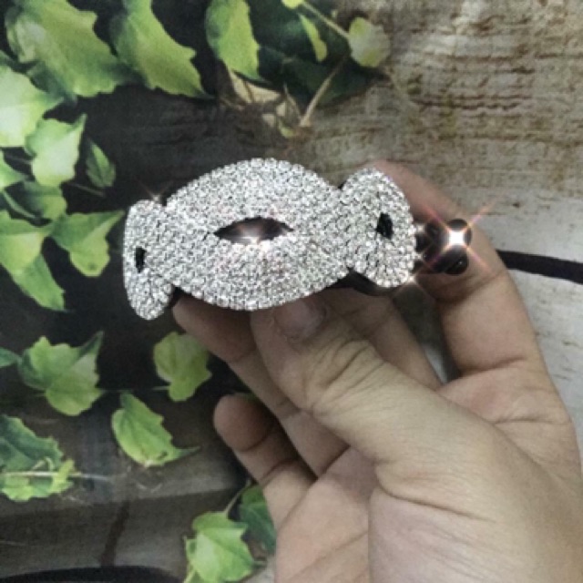 Kẹp đính đá thời trang