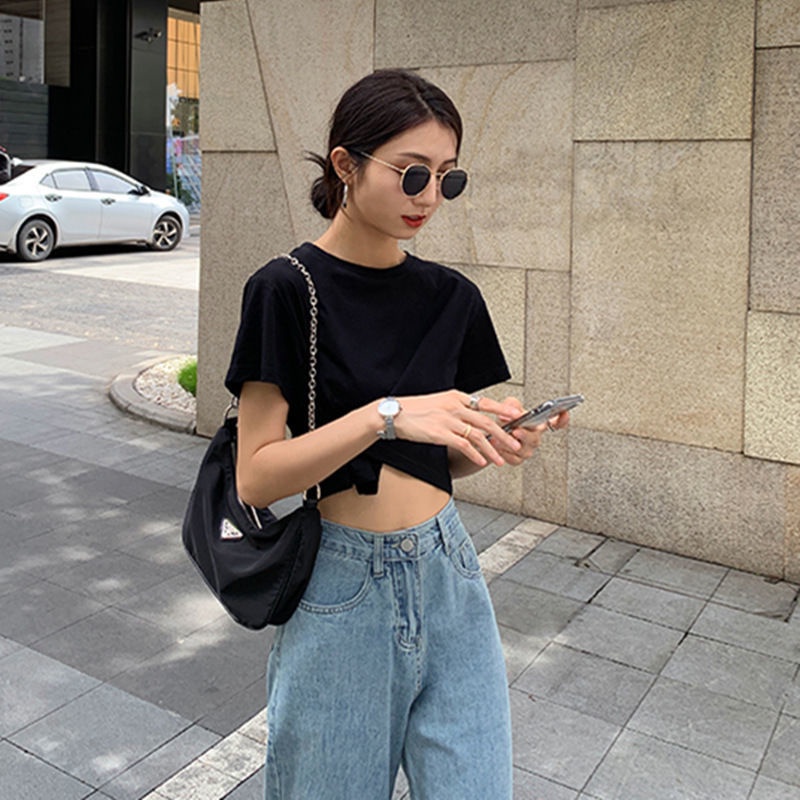 Áo Thun Ngắn Tay Phối Nút Thời Trang