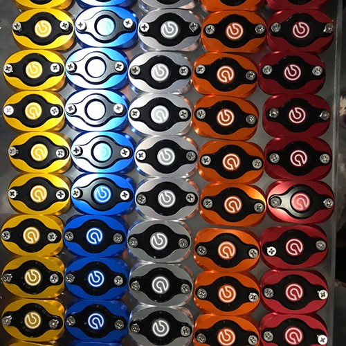 Nắp tay dầu trên gắn xe ab 456546