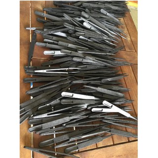 Nhíp Nhựa đen Cao Cấp Đầu Bằng