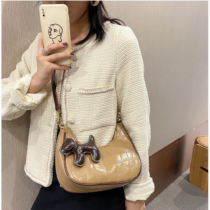 TÚI ĐEO CHÉO DA THỜI TRANG SÀNH ĐIỆU DC537