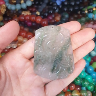 Mặt dây chuyền chạm rồng đá ngọc băng tảo