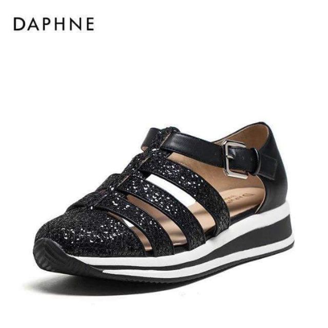 Sandal rọ Daphne
