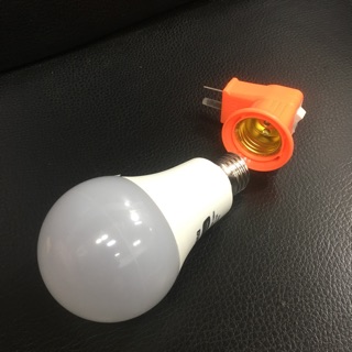 Đui chui đèn phích cắm có công tắc E27