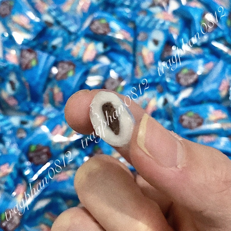 Kẹo Dynamite Bigbang hương bạc hà nhân socola (gói 330g)