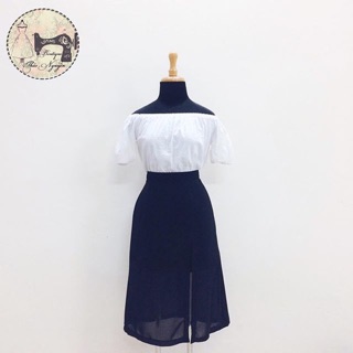 Váy midi xẻ tà