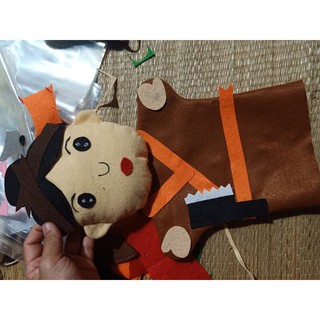 rối chàng trai nghèo handmade ( nỉ mềm)