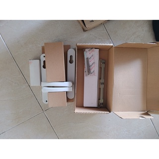 Khóa cửa nhựa lõi thép GQ ASSA ABLOY bao gồm công lắp đặt tận nơi