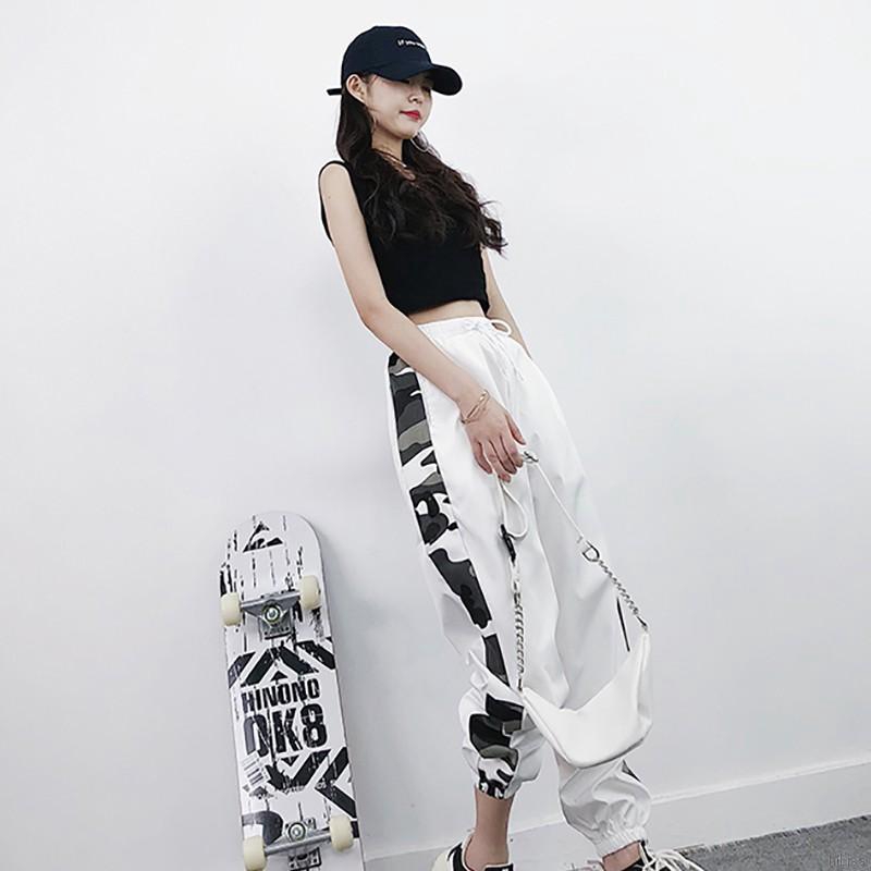 Quần dài ống rộng in họa tiết phong cách năng động trẻ trung cho nữ | BigBuy360 - bigbuy360.vn