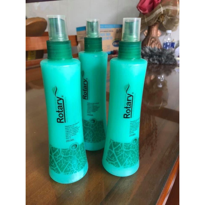 Xịt dưỡng tóc Rotary xanh 250ml