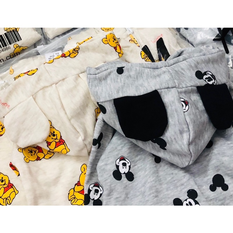 Bộ nỉ khoác có mũ Mickey xám và Pooh vàng be 10-22kg