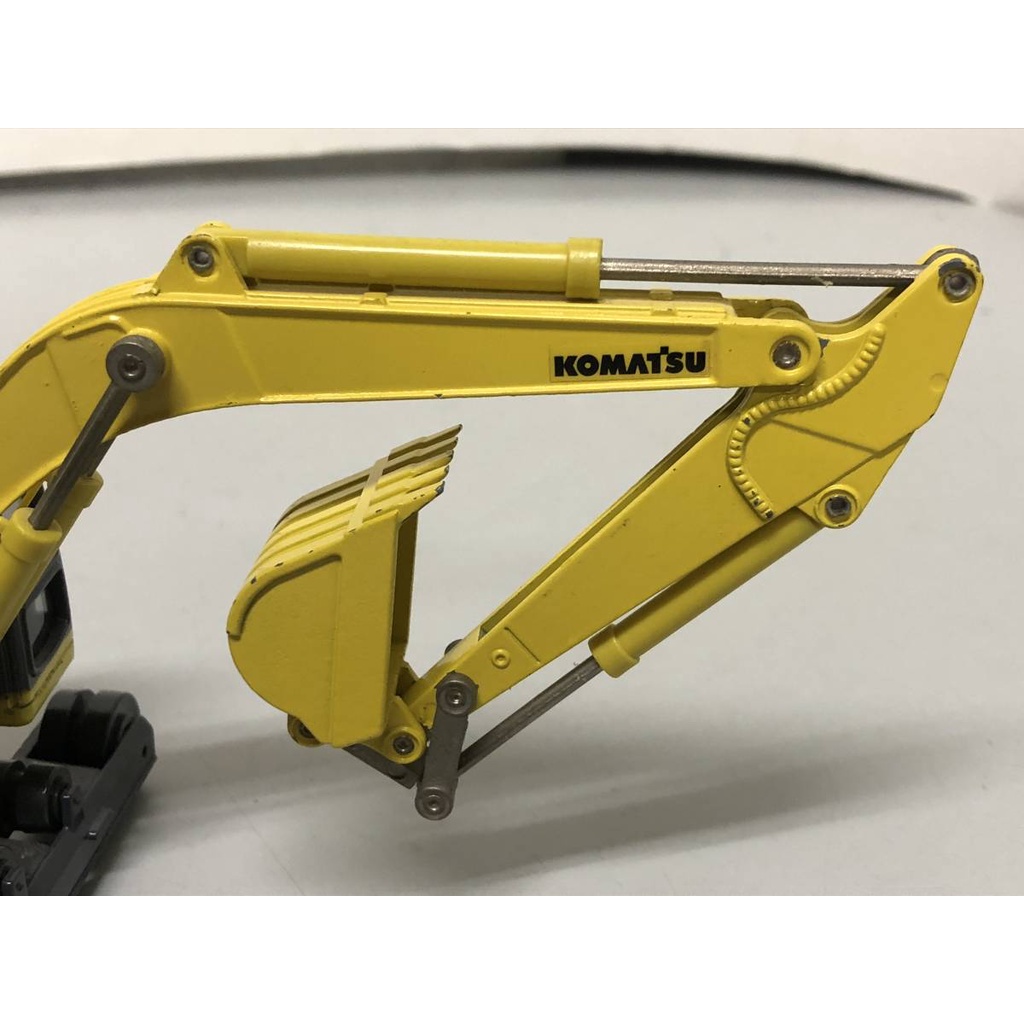 Máy đào bánh xích Komatsu PC200-6 Avance K004 POWER SHOVEL 1/43 Scale - Made in Japan Chính hãng năm 1995