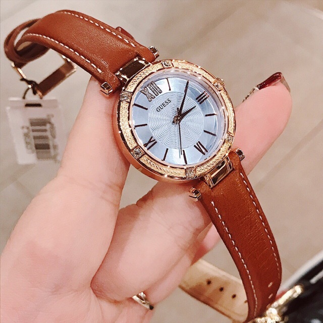 Đồng hồ nữ Guess
