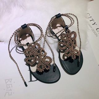Sandal đế bệt