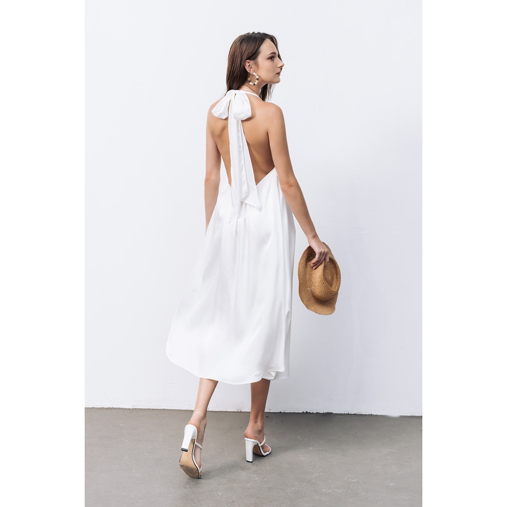 Đầm Maxi VIENNE TRAN Cổ Yếm O63M22H001