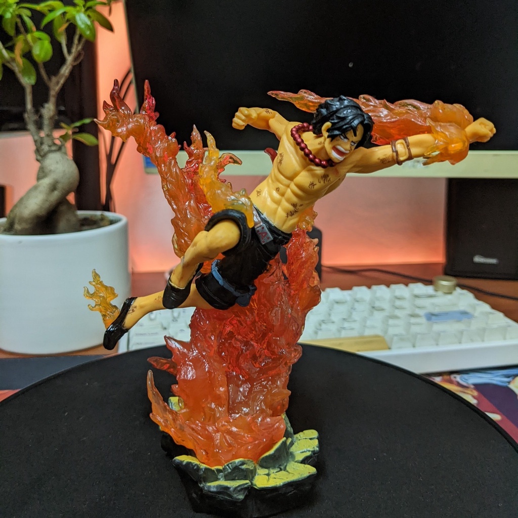 Mô hình nhân vật hỏa quyền ACE trạng thái chiến đấu cực đẹp - One piece