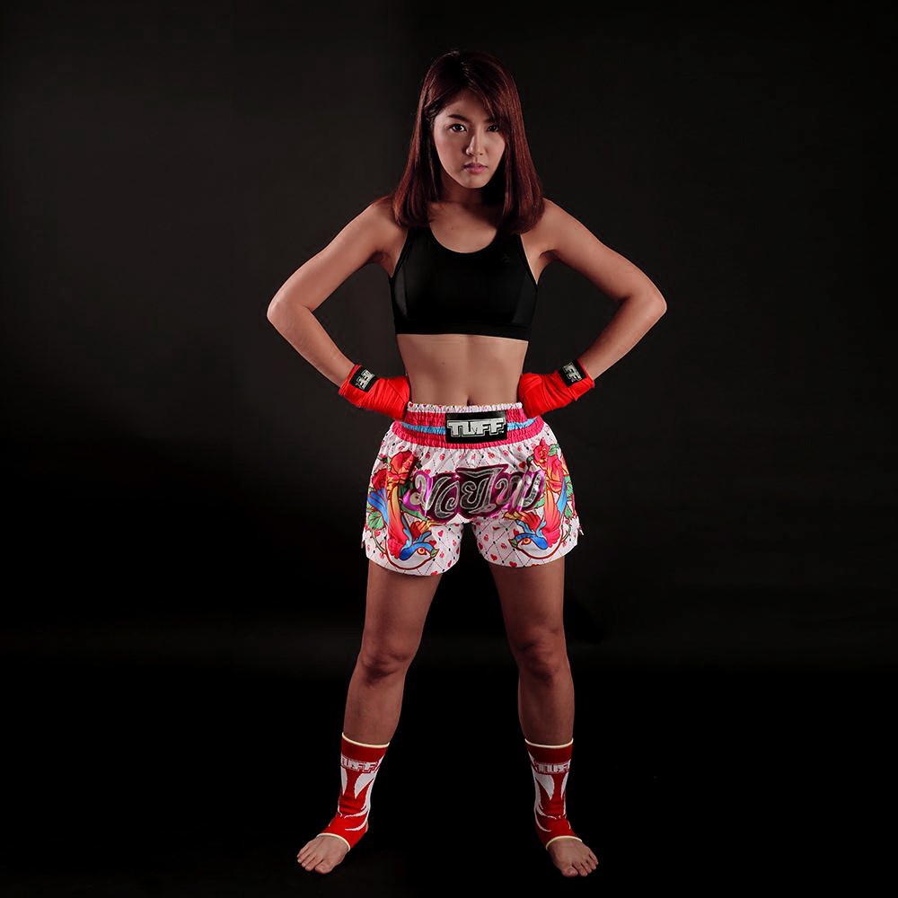 Quần Muay Thai Tuff White With Classic Rose