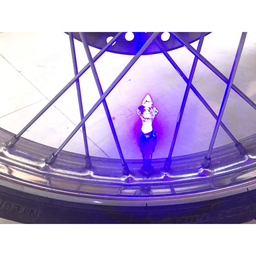 Xem videoĐèn led Van xe 7 màu bởi Racing_Boy6789