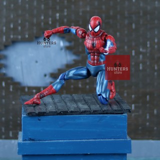 Mô hình Spider Man Mafex Comic Ver