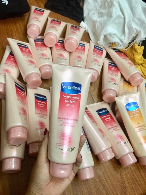 Kem dưỡng trắng da