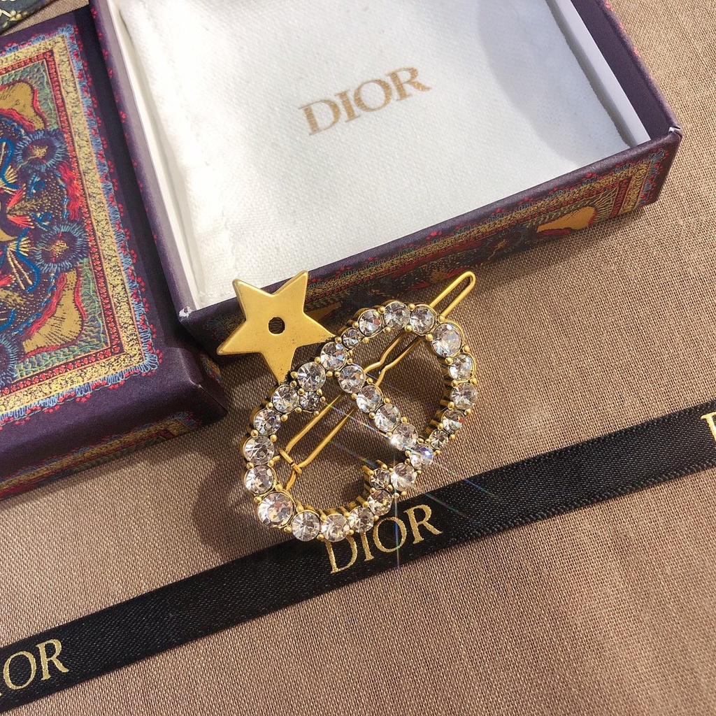 Kẹp tóc thép titan hình logo Dior và ngôi sao năm cánh đính đá thời trang cho nữ