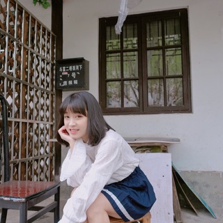 Hàng order - Sơmi sô dập ly trắng