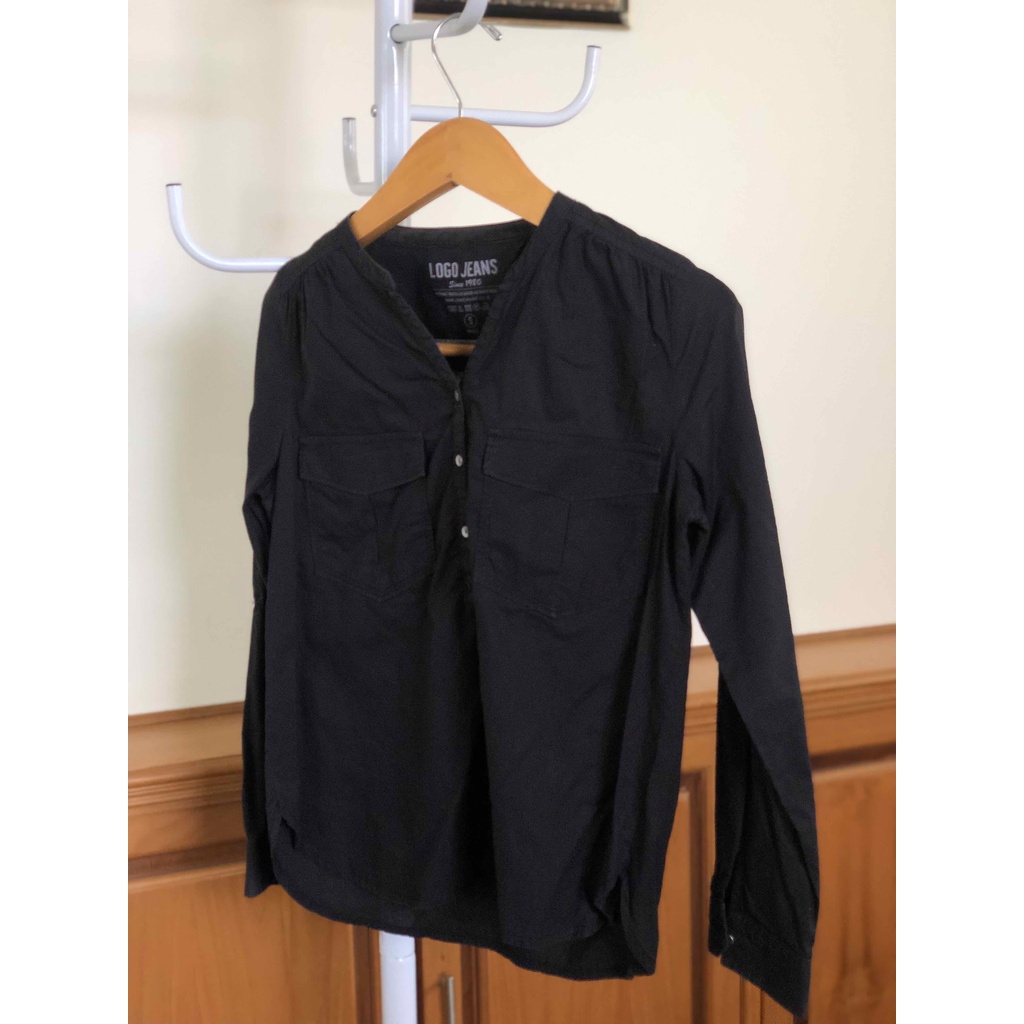 Preloved / Áo Sơ Mi / Đen / LOGO / Quần Áo Đi Bộ / Quần Áo / Đại Học