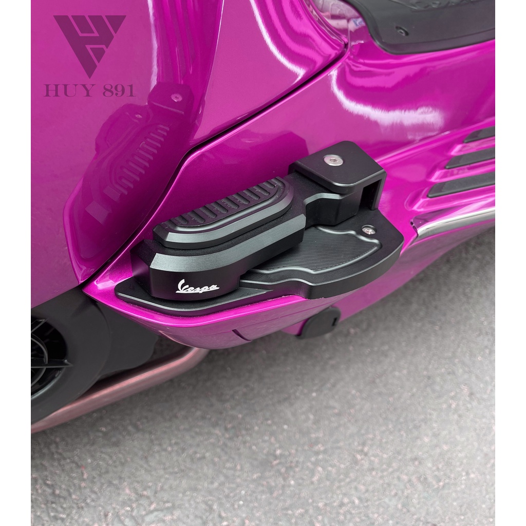 Gác chân nhôm CNC nhập cho xe Vespa Sprint Primavera Notte